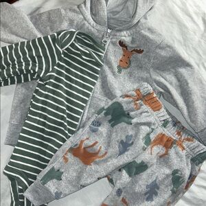 Carters 3 Piece Outfit 🫎 Moose 🐻 Bear